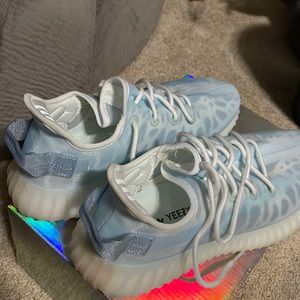 Yeezys Boost 350 Mono Ice